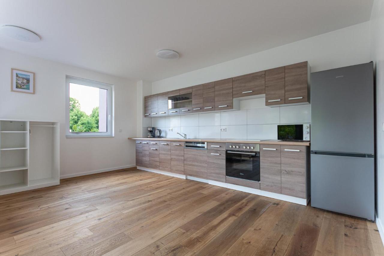 T&K Apartments - Bergisch Gladbach - 3 Comfortable Apartments - 18 Min To Fair Messe Cologne المظهر الخارجي الصورة
